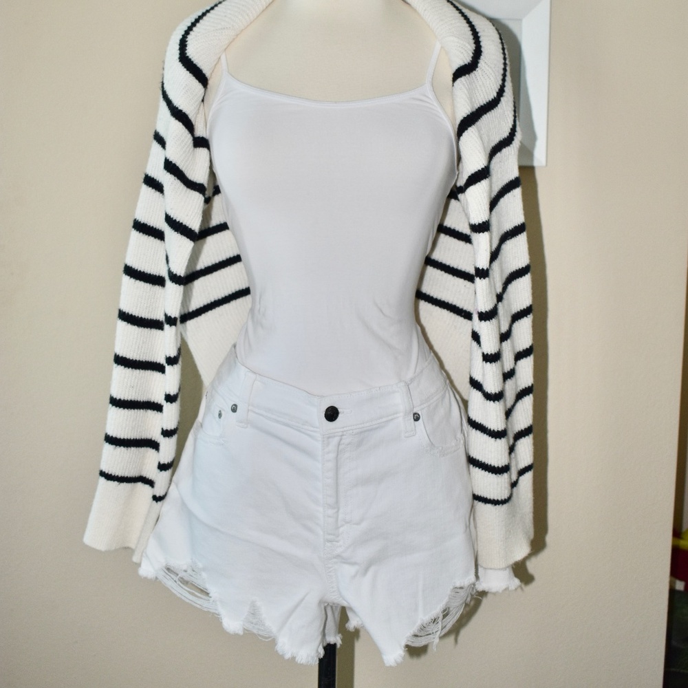 AERIE White Daydream Denim Short